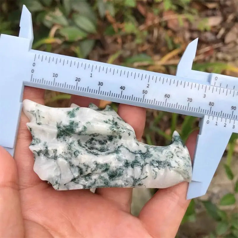 Natural Stone Moss Agate Crystal Handmade Carved Dragon Head Skull Polished Animal Statue For Home Decoration Gift 1pcs
