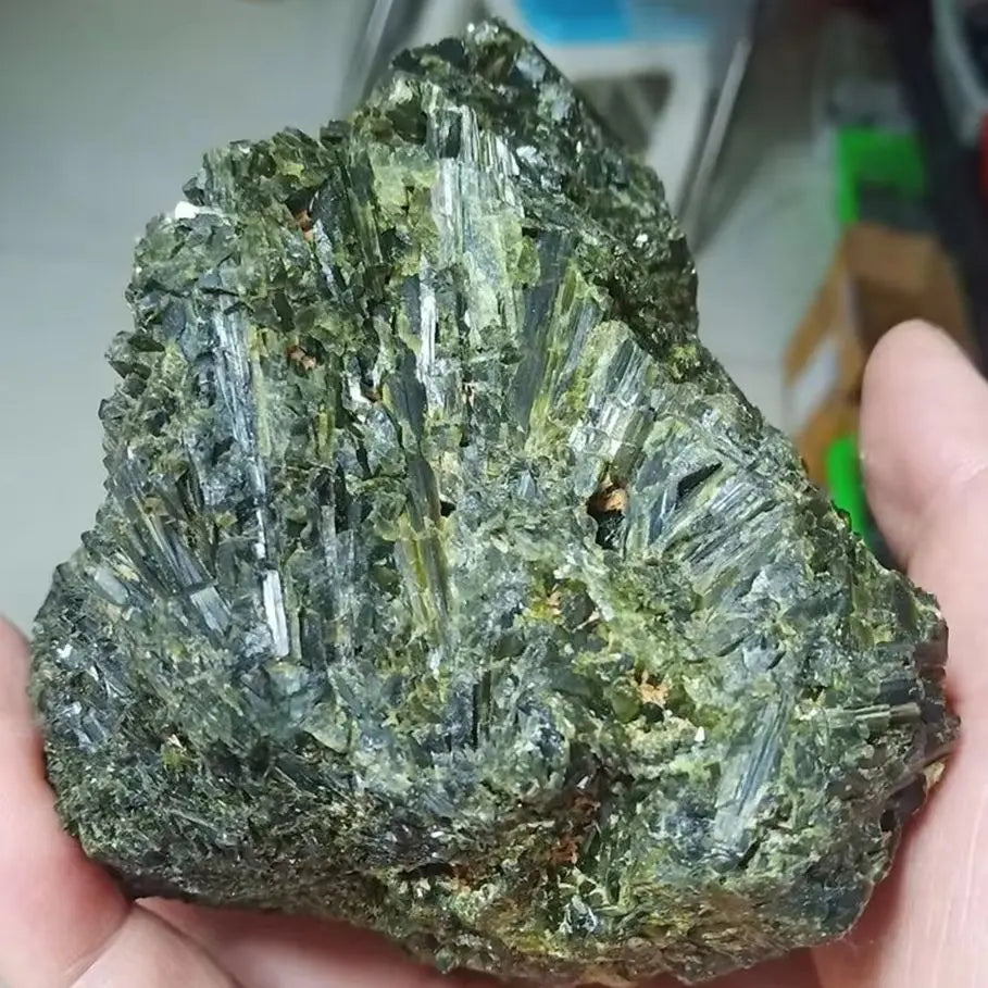 Natural Green Tourmaline Stone Raw Mineral Specimen Gemstones Healing Teaching Room Decor Collect Reiki Crystals And Rock Stones
